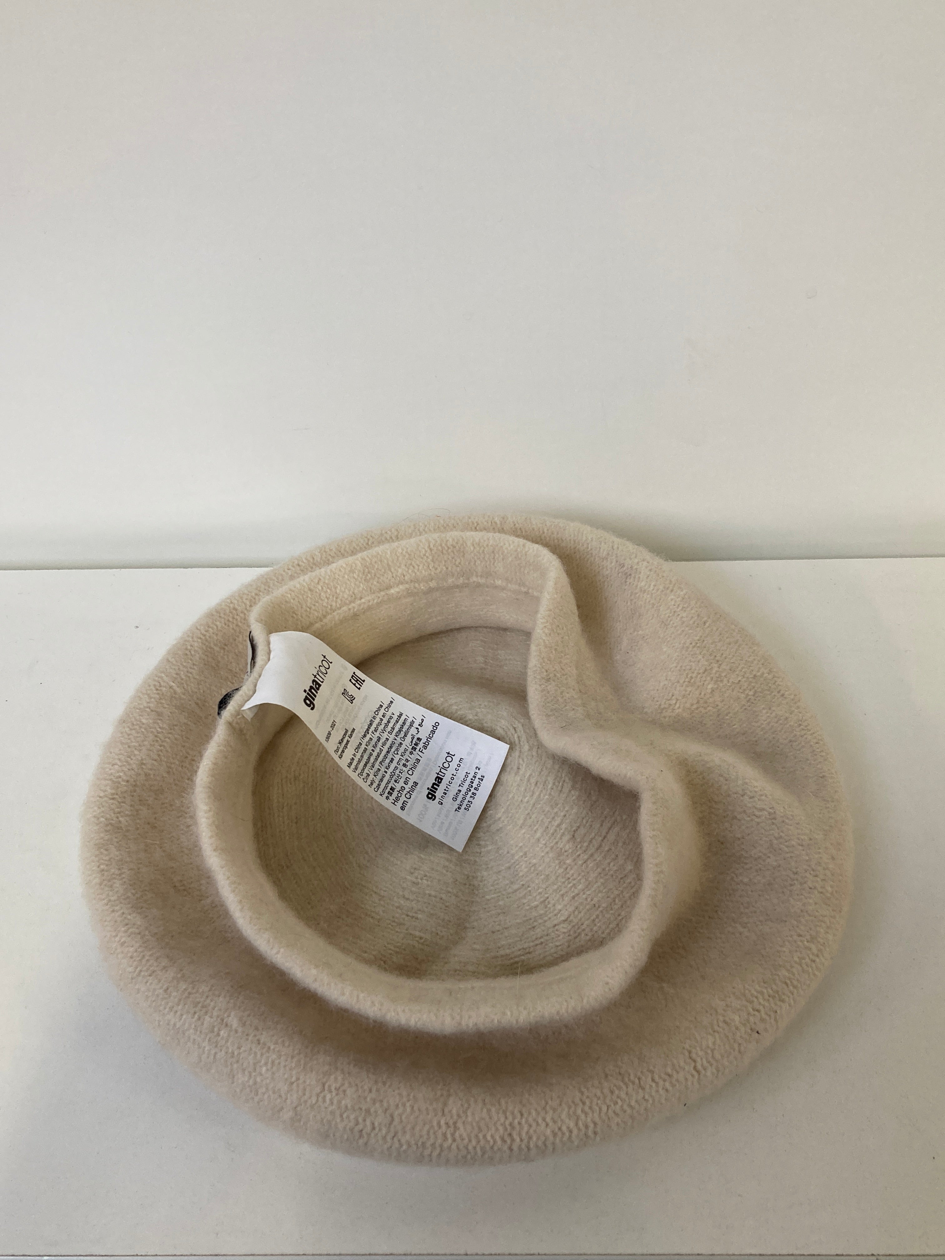 Gina Tricot Hat